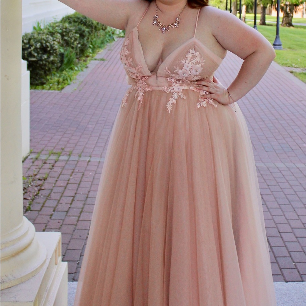 Size 16 2019 Blush Pink Tulle Ballgown Prom Dress
